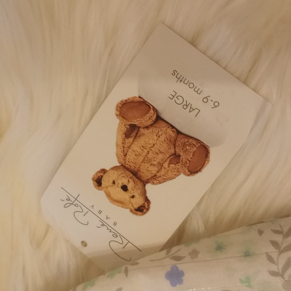 Renee Roth size 6 to 9 months - Picture 2 of 4